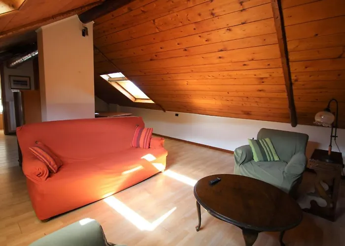 Magda By Interhome Lägenhet Porto Valtravaglia